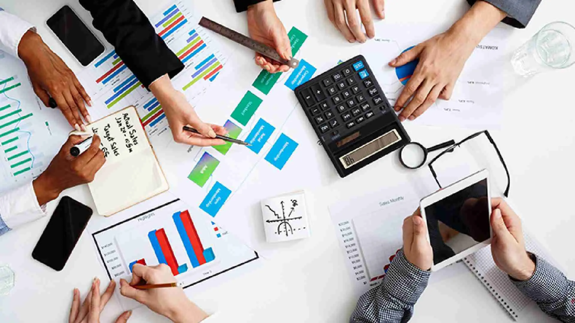 Payroll-outsourcing-services-KSA